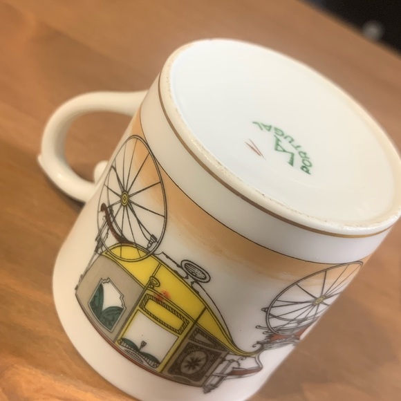 Small Cup carriage coach Scroll-Arched vintage Paris porcelain Made In Portugal - Picture 13 of 13